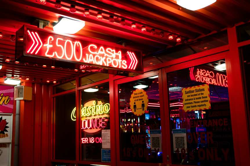 fridayroll-casinos.net
